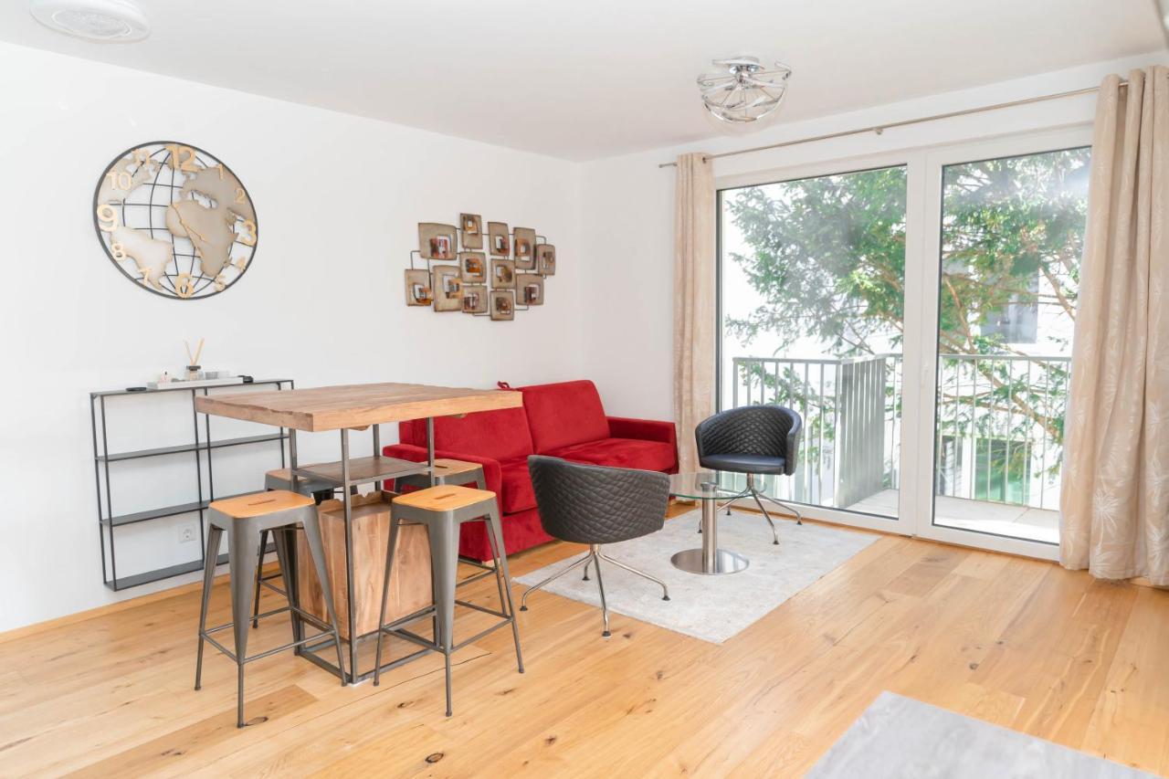 Luxurious Apartment With Big Balcony Near City Center Viena Exterior foto