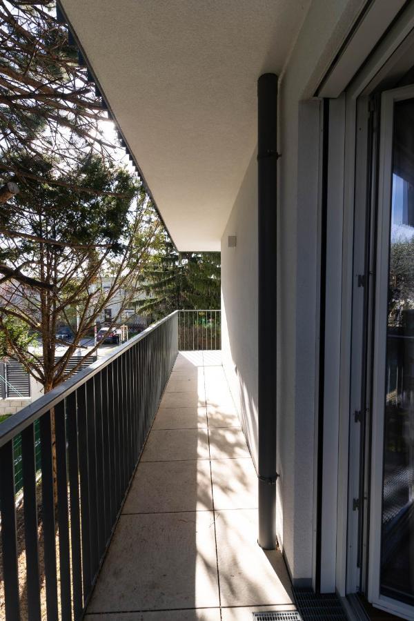 Luxurious Apartment With Big Balcony Near City Center Viena Exterior foto